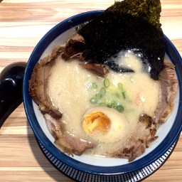 新竹竹北｜Hiro’s らぁ麵 Kitchen 竹北店｜濃湯等級豚骨湯頭